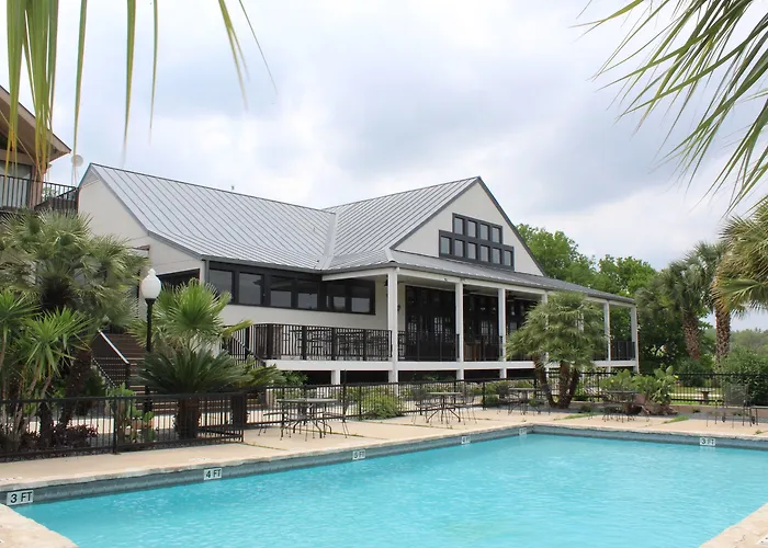 Hillside Boutique Hotel